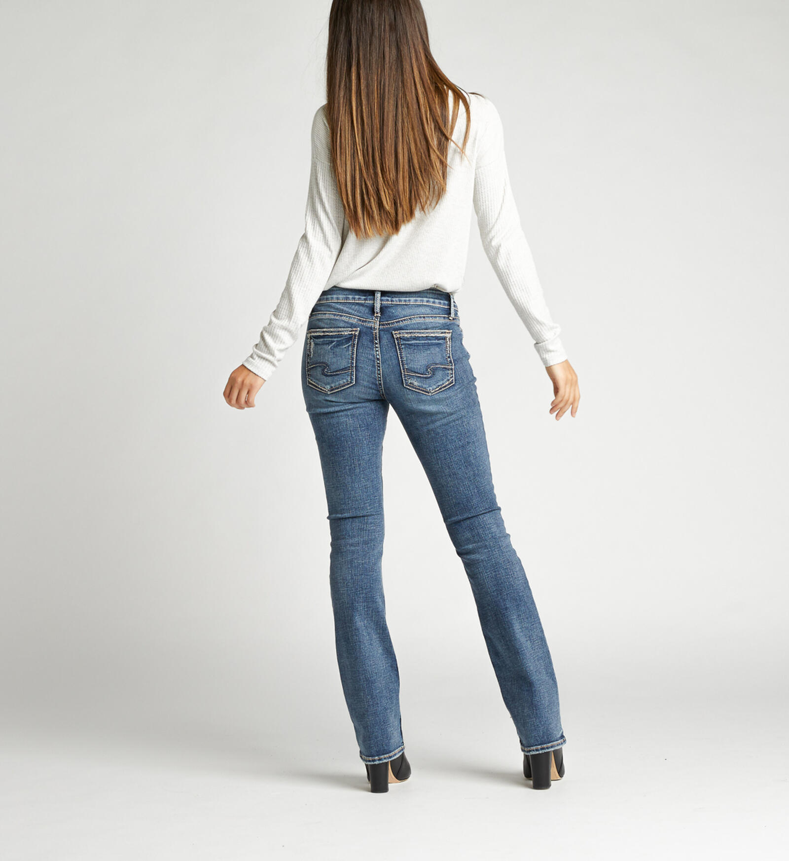 Silver Jeans Co. Women's Size Elyse Mid Rise Slim Bootcut Jeans, Med Wash  Ecf291, 12 Plus Short at  Women's Jeans store